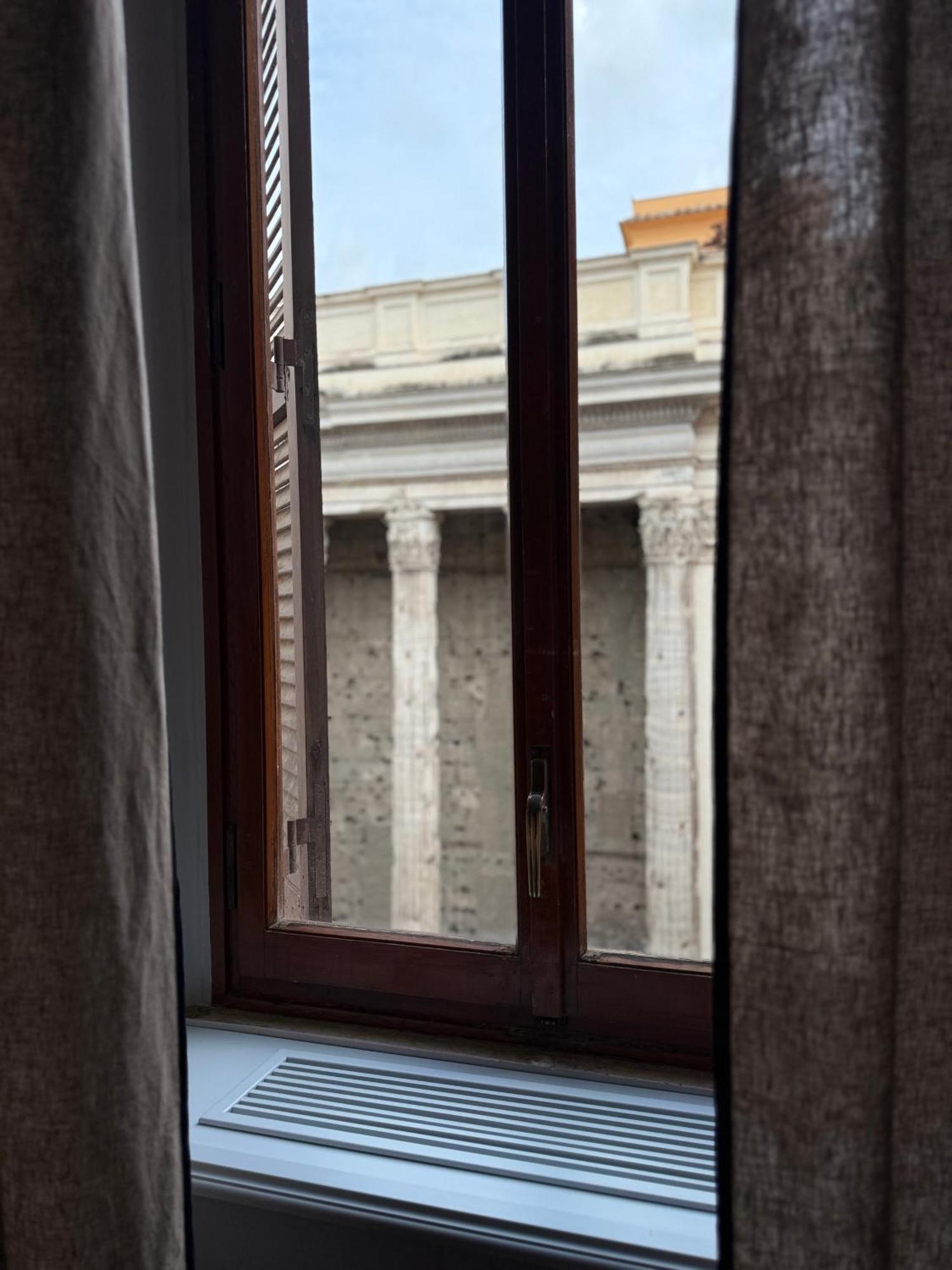 Spiriti , New Opening Piazza Di Pietra Roma