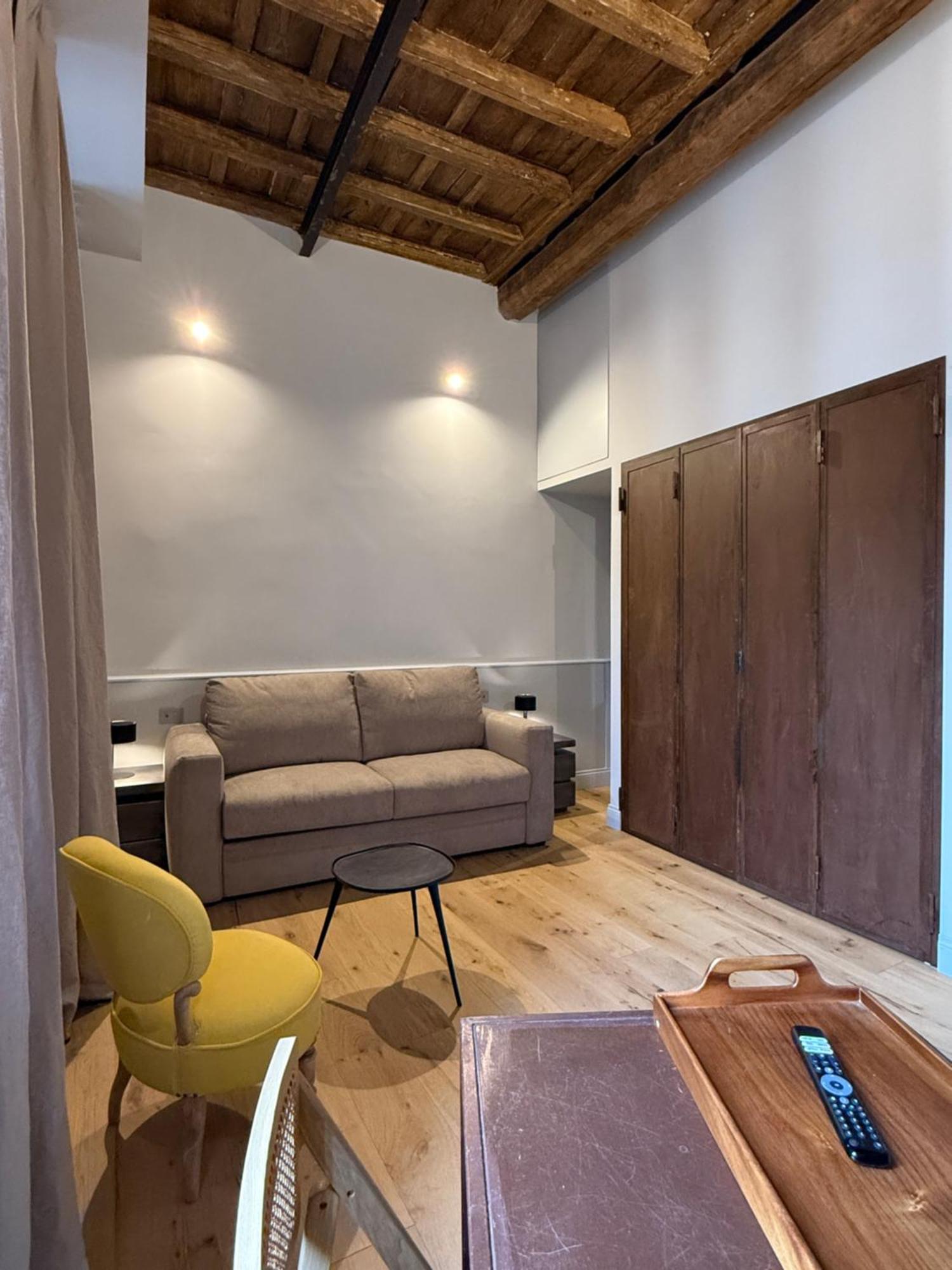 Spiriti , New Opening Piazza Di Pietra Apartamento
